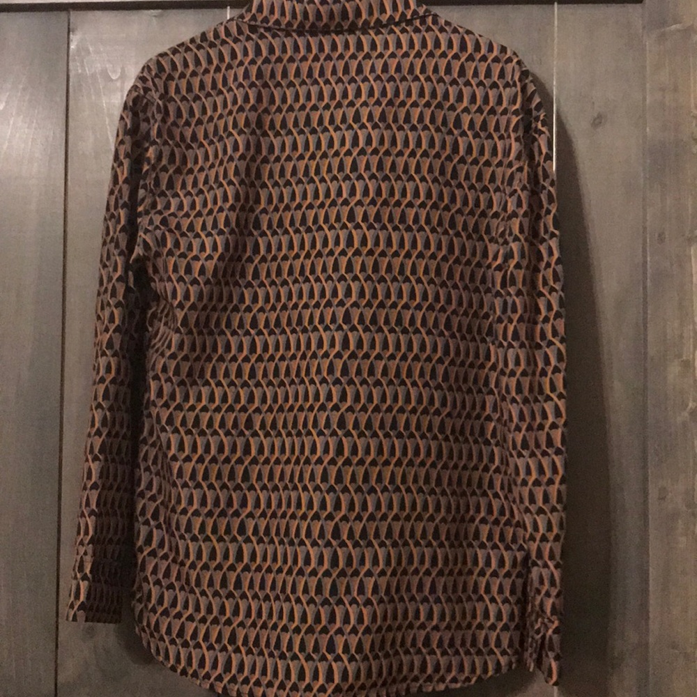 Mossimo Button Up - Picture 3 of 6